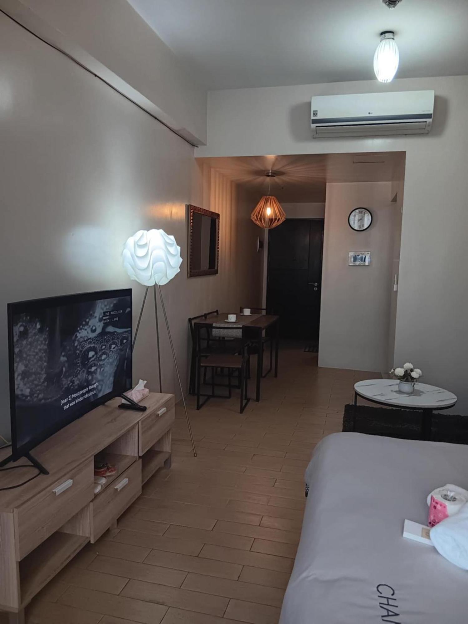 M&n Condotel *